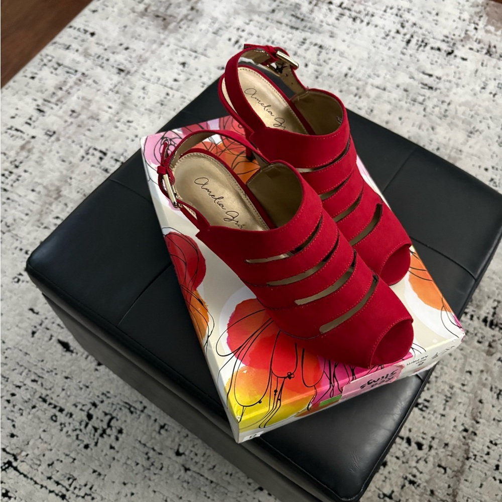 Amelia Grace Red Peep-Toe Slingback Heels Womens Size 8